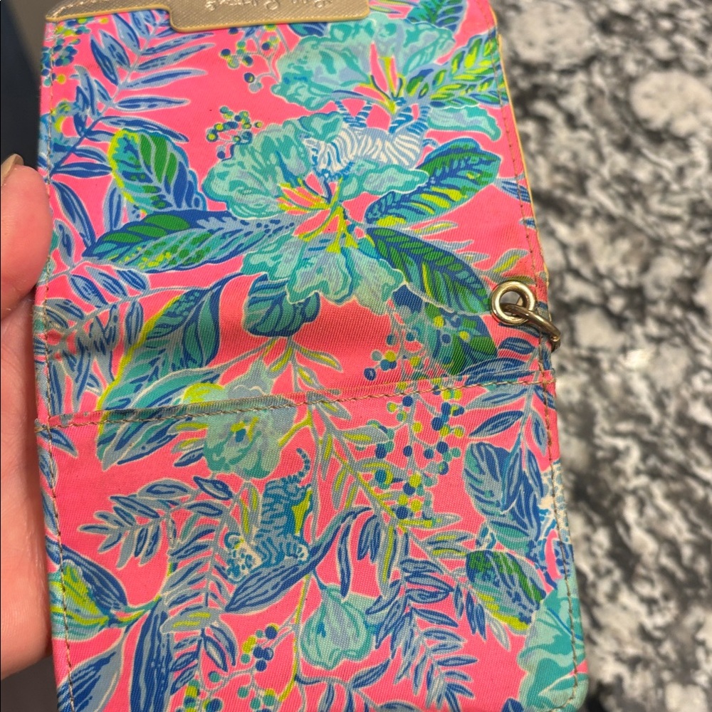 Lilly Pulitzer card case - Picture 4 of 4